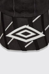 Umbro Goalkeeper Cap UBMW234FA19 Dark Grey