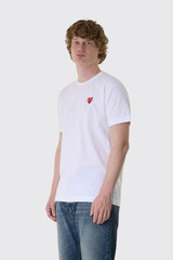Comme des Garçons PLAY T-Shirt Red Emblem Heart  AX-T108-051 White