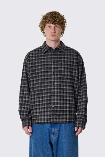 OLAF PLaid Boxy Shirt Charcoal
