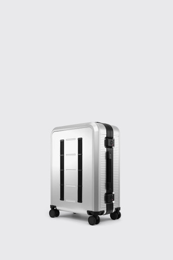 D__b__™ Journey Ramverk Alu Check-In Luggage M 3000548 Silver/Onyx
