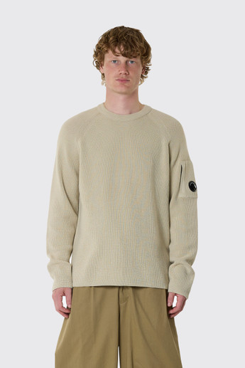 C.P. Company Waffle Knit Cotton Crewneck Lens Swea 21CMKN057A-110754A 120 Silver Birch