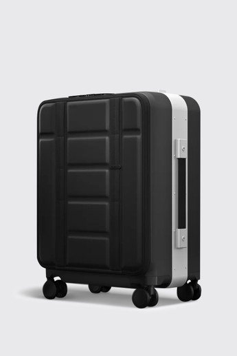 D__b__™ Journey Ramverk Pro Front Access Carry On  3000231 Silver