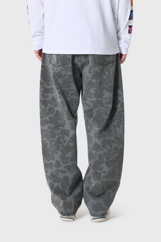 パンツ Carhartt WIP Duck Landon Pant 32 Carhartt WIP Duck Landon Pant, Camo Duck, Black | Official