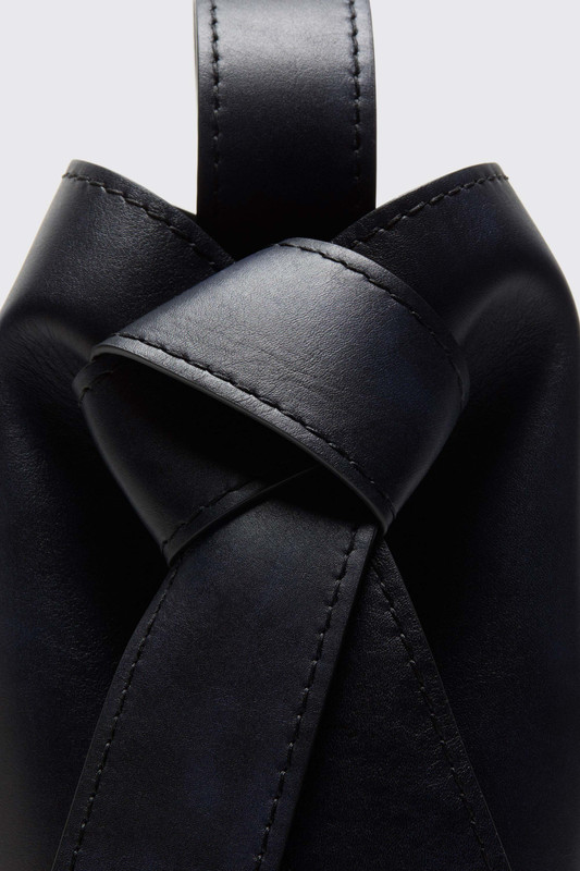 Acne Studios Musubi Tote Bag Navy Blue Acne Studios Musubi Tote Bag Navy Blue