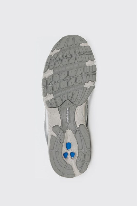 New Balance U740 5I7 Metallic Silver/Metallic S