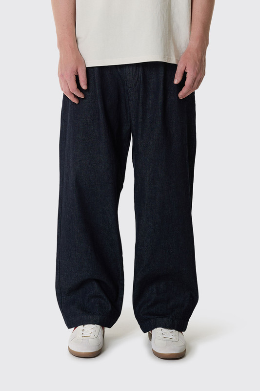 NN.07 Kay 1843 2630001090 208 Raw Indigo