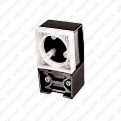 HUBBELL HBL3WAA Angle Adapter TL 20/30a 3 Wire plug and connector