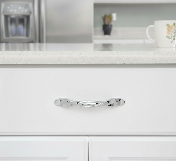Cosmas 9009CH Polished Chrome Twist Cabinet Pull
