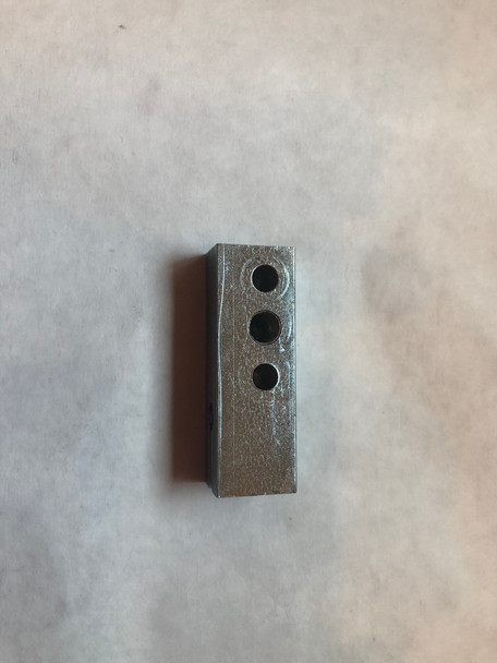 LOWER SAW GUIDE SLOT WITH V FRONT FITS HOBART MODELS 5215, 5216, 5514, 5614