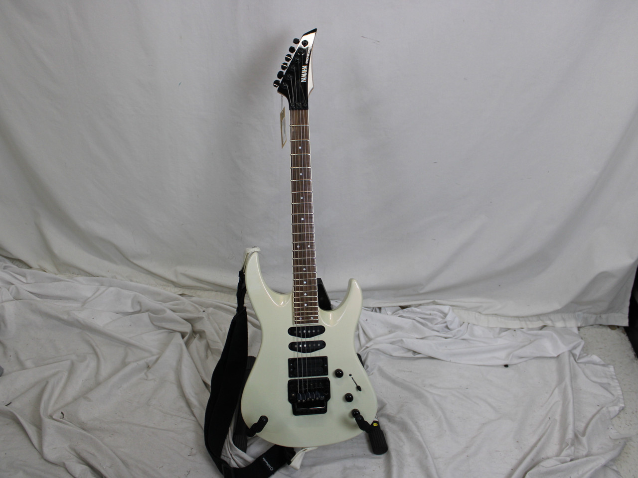 Yamaha rgx 312 electric guitar 2025