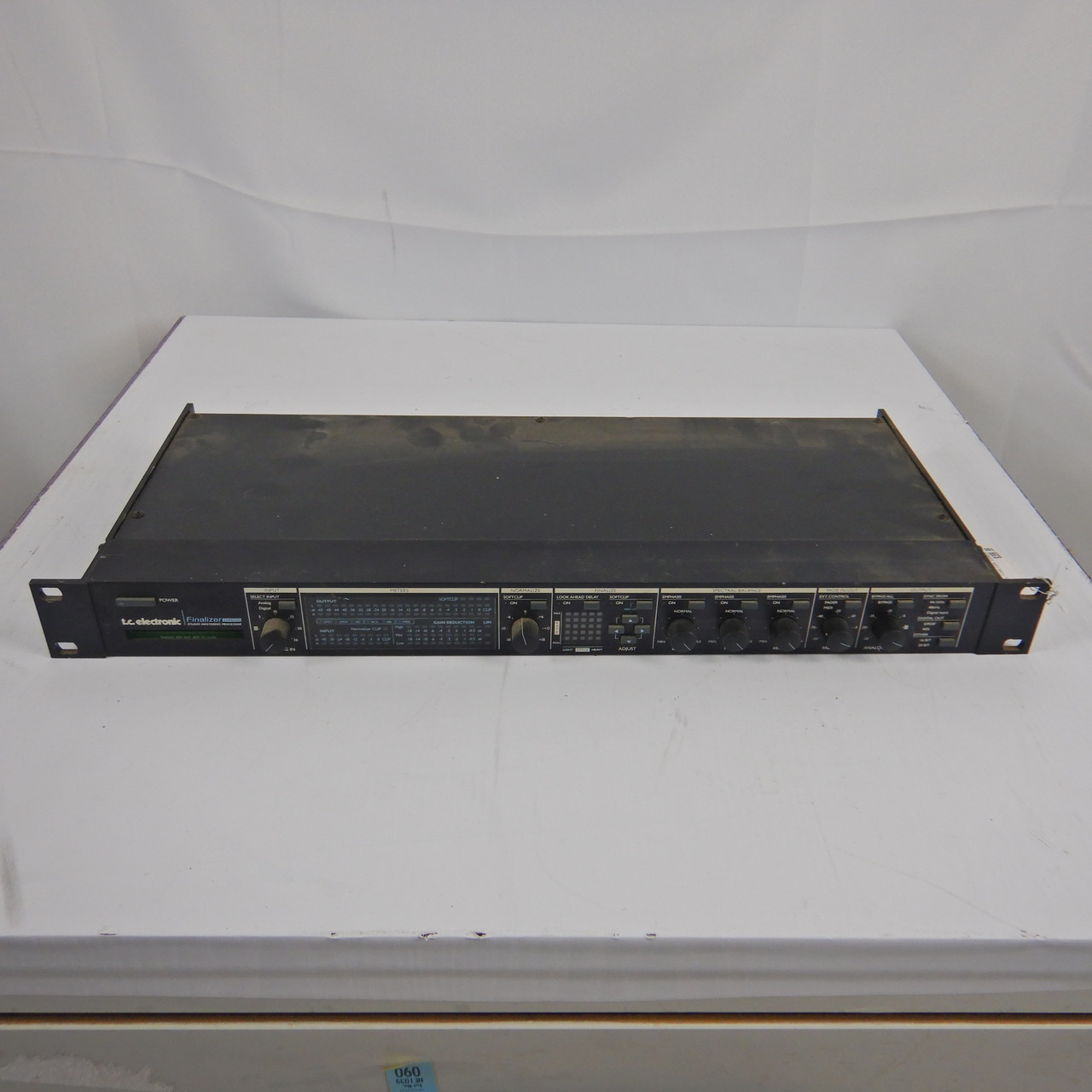 TC ELECTRONIC FINALIZER EXPRESS【ハードケース付】 TC Electronic Finalizer Express - Vintage King