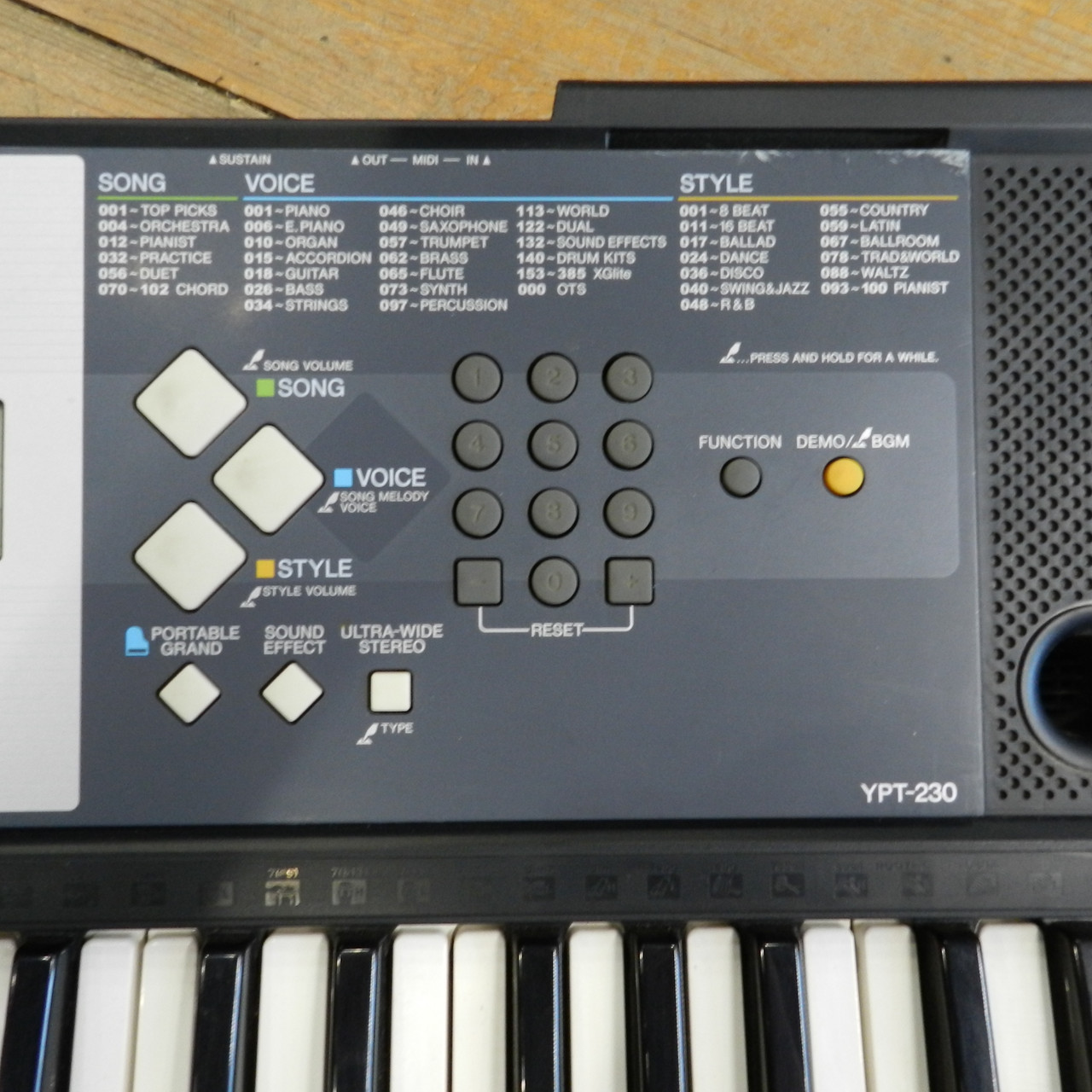 Yamaha ypt 230 midi hotsell