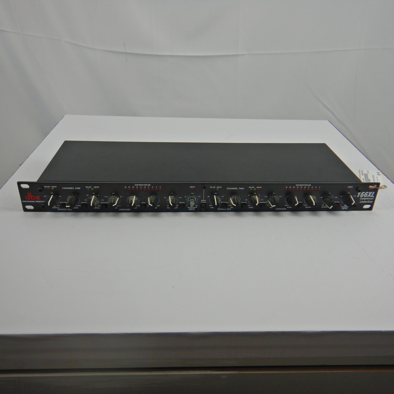 Used DBX 166XL COMP/LIMITER Pro Sound Effect