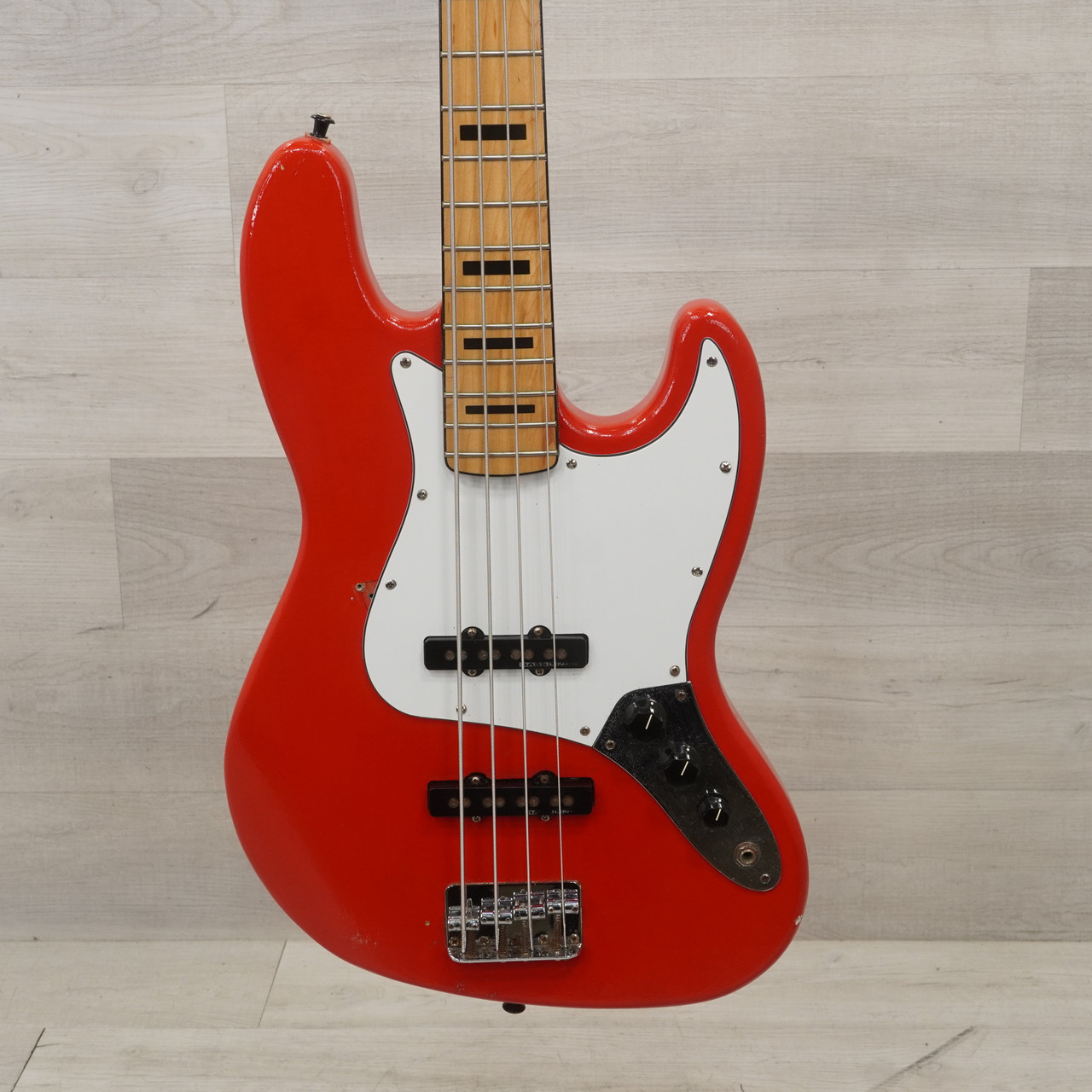Second hand bass guitar clearance