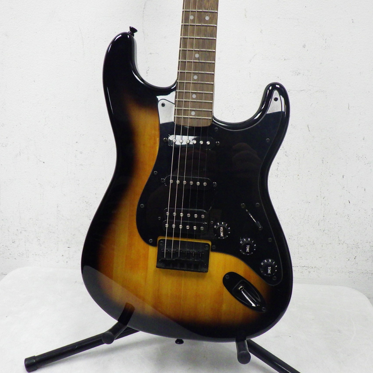 Fender squier stratocaster sunburst 2025