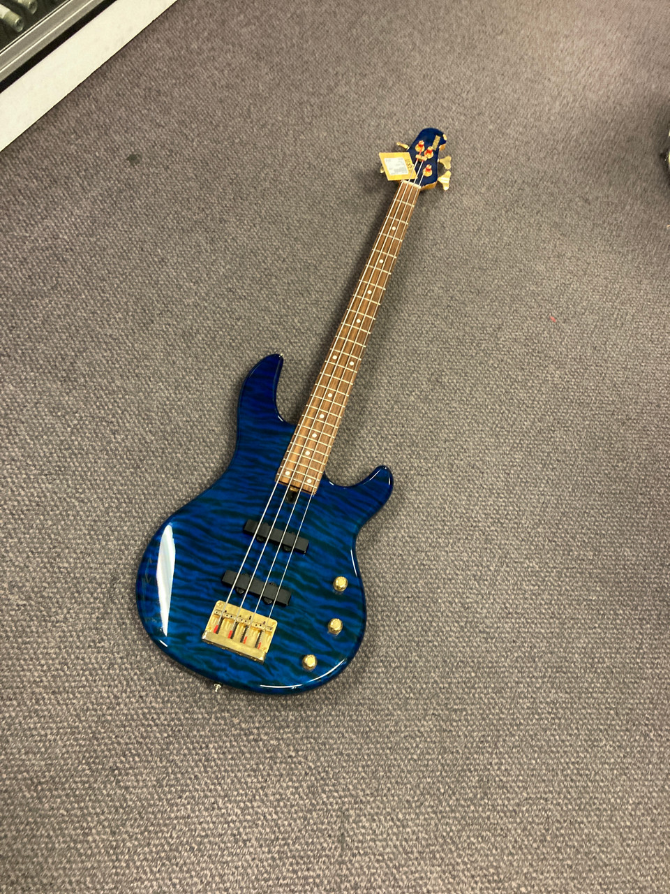 ベース YAMAH BB-GA4A Used Yamaha BBG4 Bass Guitar Blue 4-String