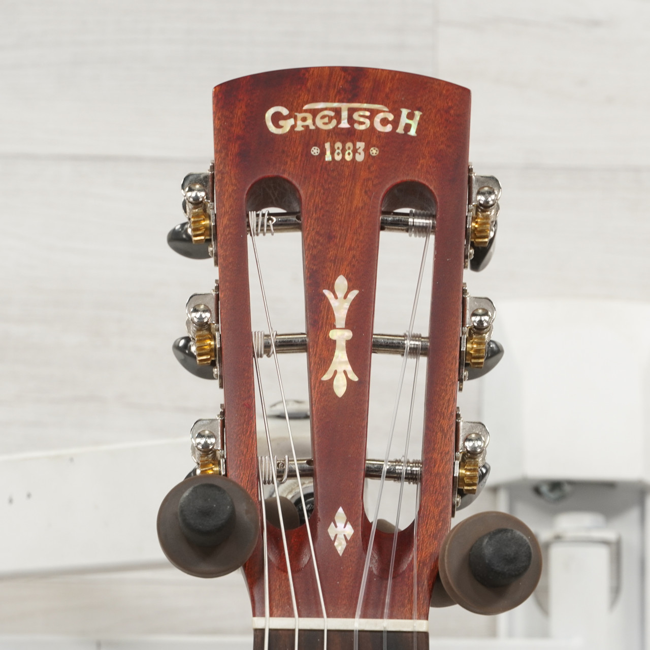 Used Gretsch G9126-ACE Ukulele Wood 40015-S000318480 Used Gretsch G9126-ACE Ukulele Wood 40015-S000318480