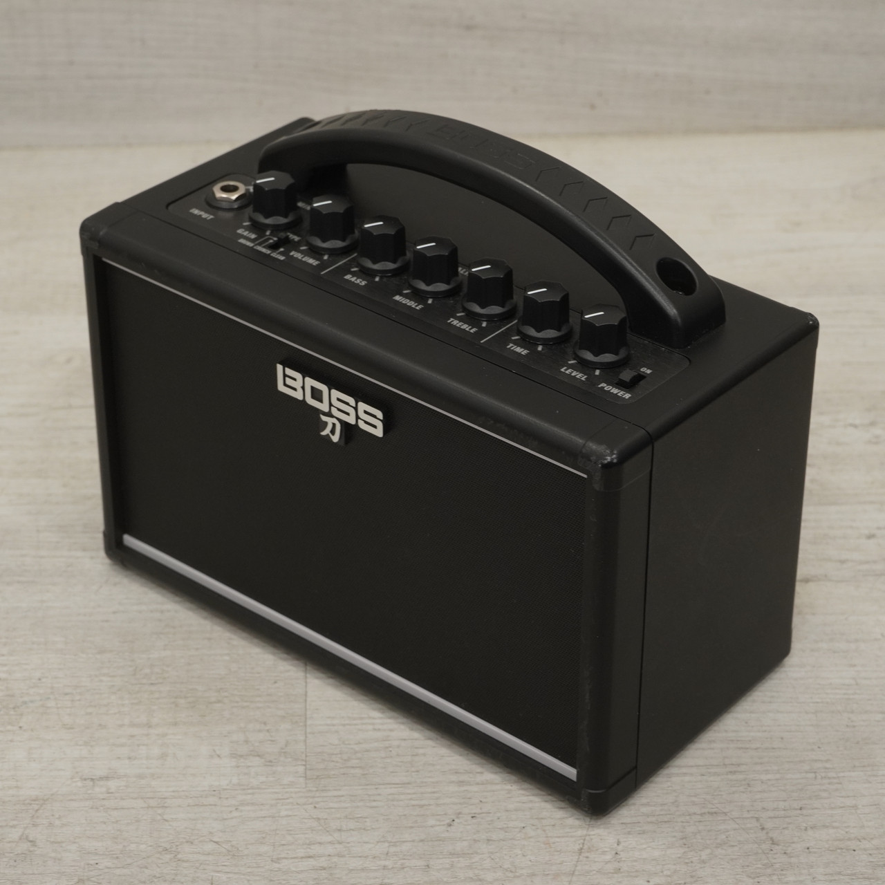 Boss mini amp hotsell