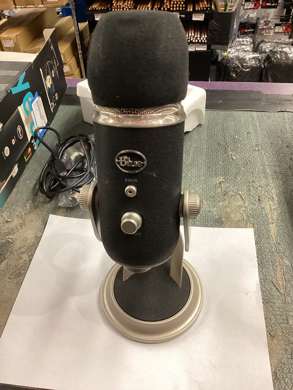 Amazon.co.jp: Blue Microphones Yeti Pro マイク USB 【日本