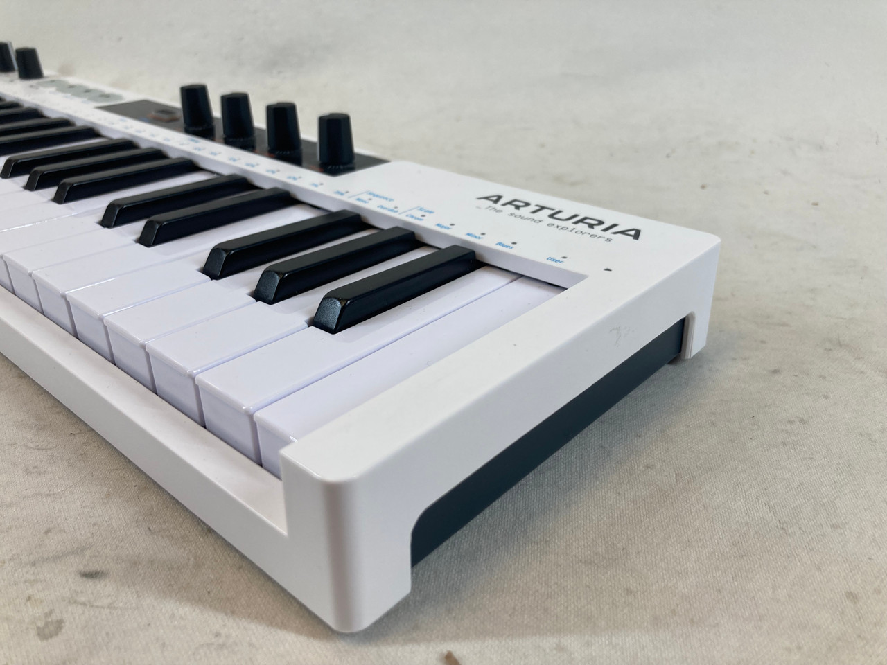 Used Arturia ARTURIA KEYSTEP 37 Midi Controller 41127-S000054897