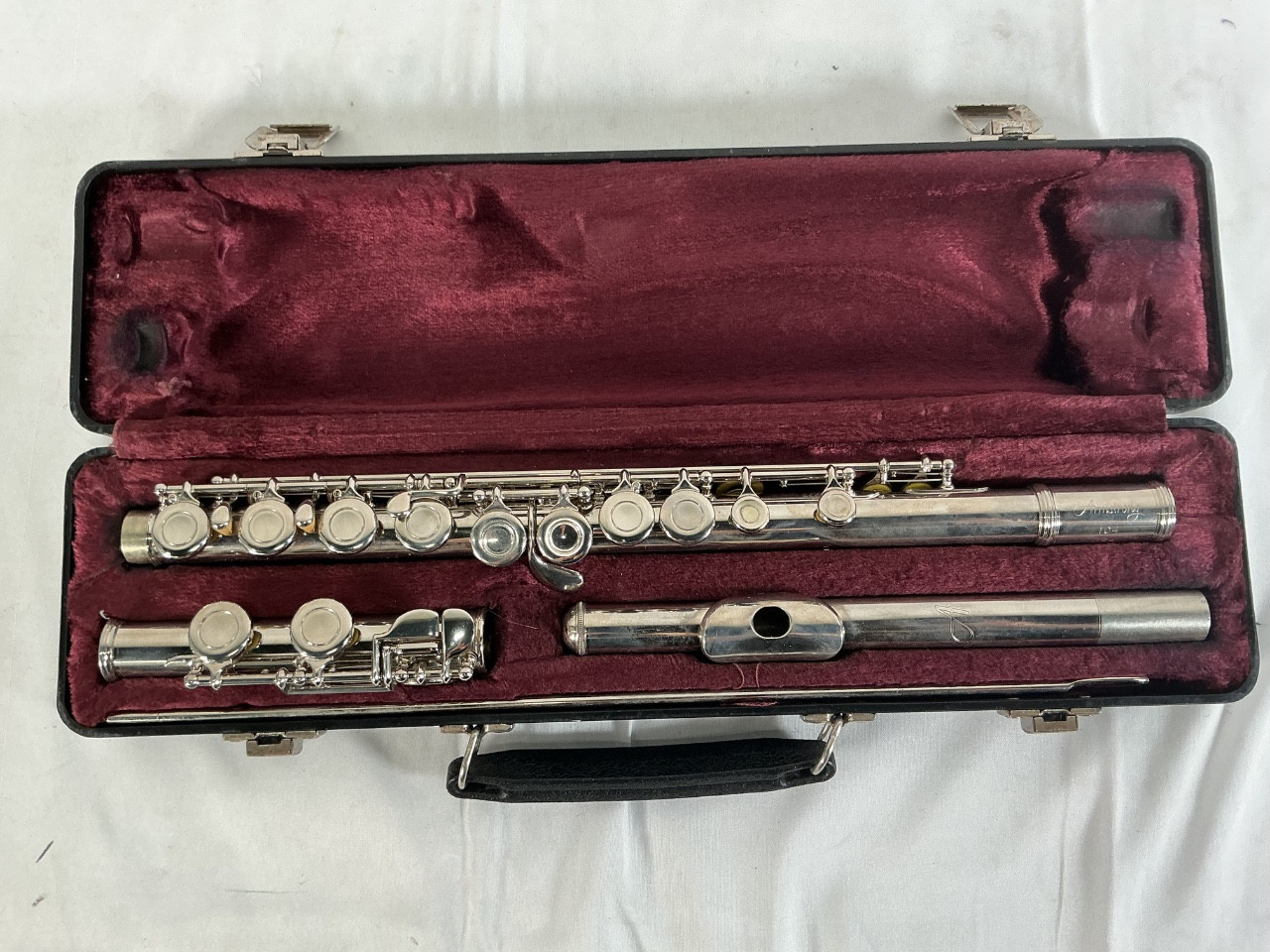 Used Armstrong 104 FLUTE Student Flute