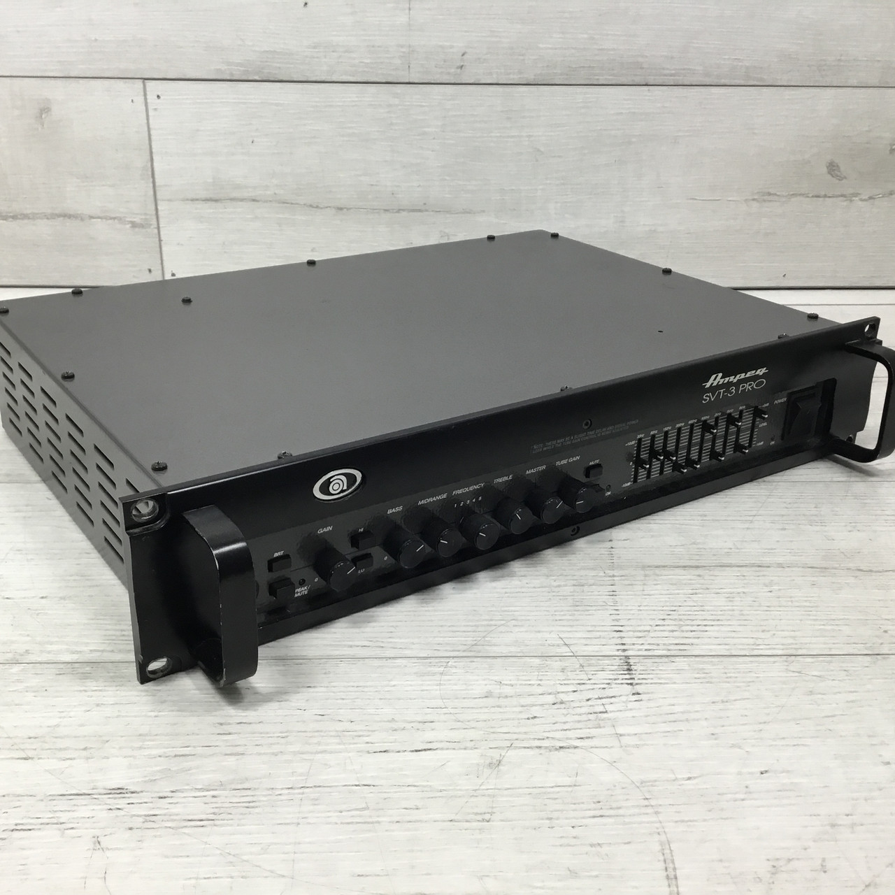 Ampeg SVT-3 PRO Bass Amplifier – Universal Audio
