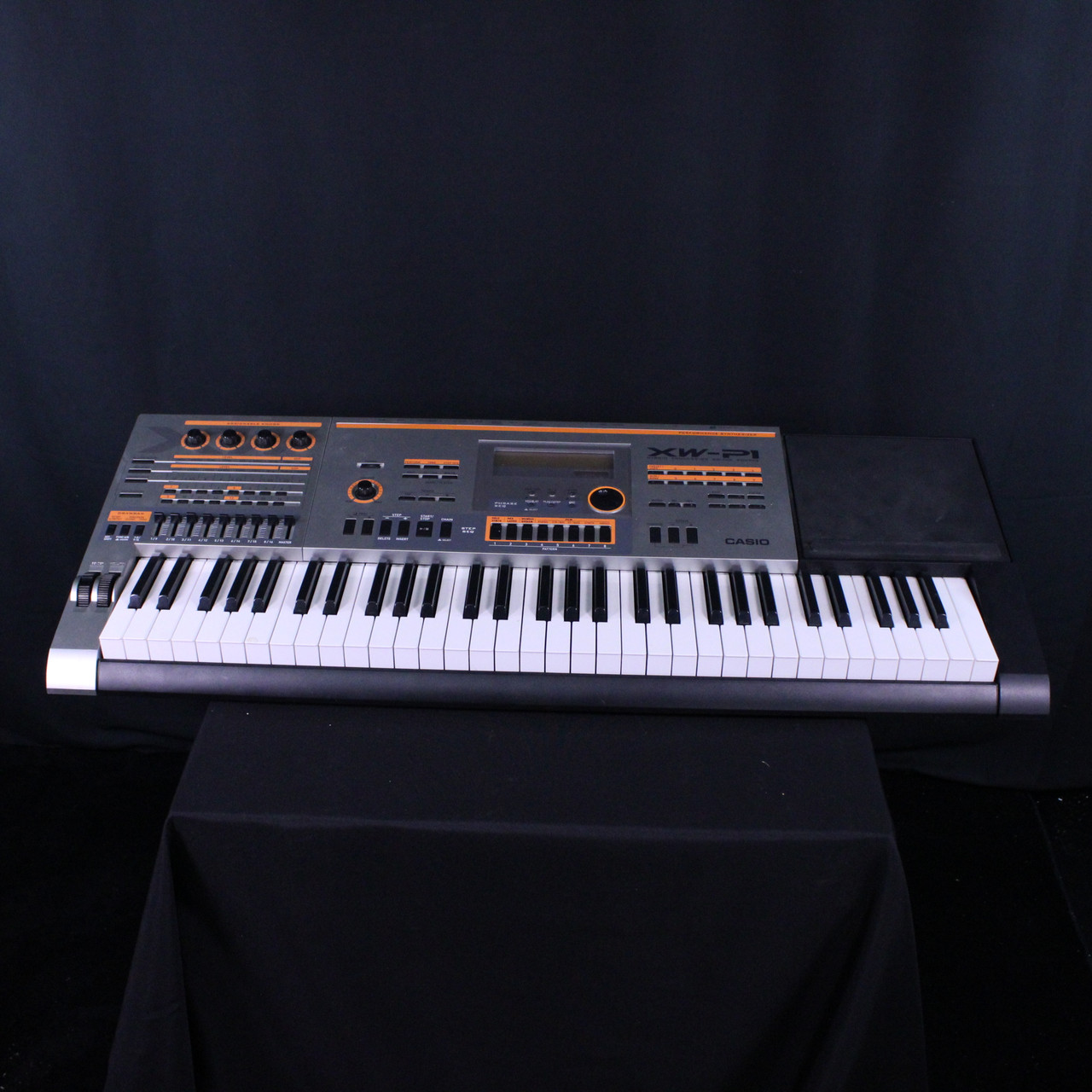 Used Casio XW-P1 PERFORMANCE SYNTH 61-Key Synthesizer 61-Key