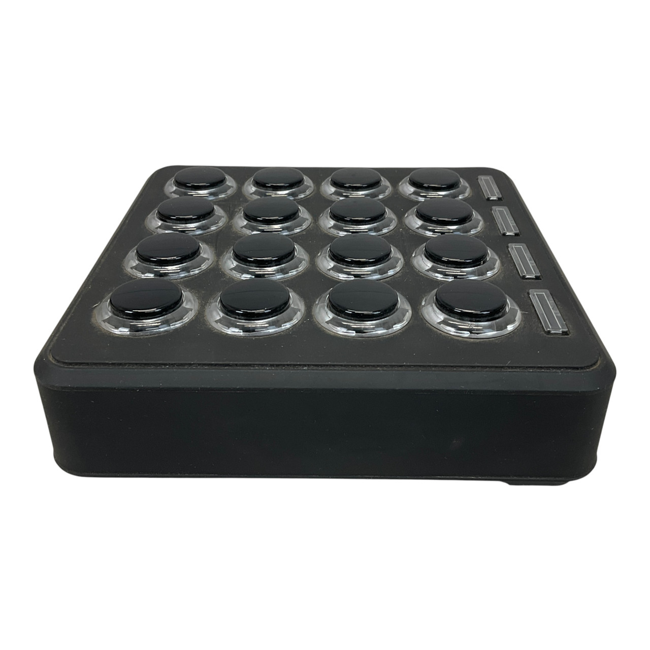 Used DJ Tech Midi Fighter 3D Beat Production