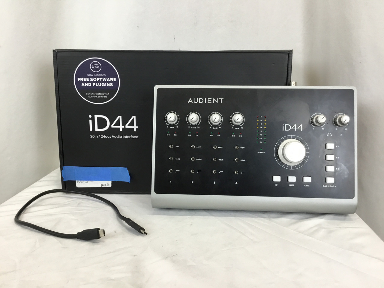 iD44★Audient［オーディエント］★コンディション良好 iD44☆Audient［オーディエント］☆コンディション良好 AUDIENT
