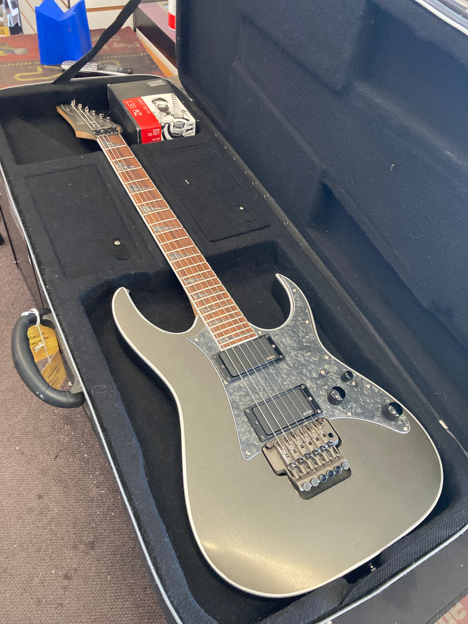 Used Ibanez RG5EX1 W/ZAKK WYLDE EMG Electric Guitar Silver/Gray 6