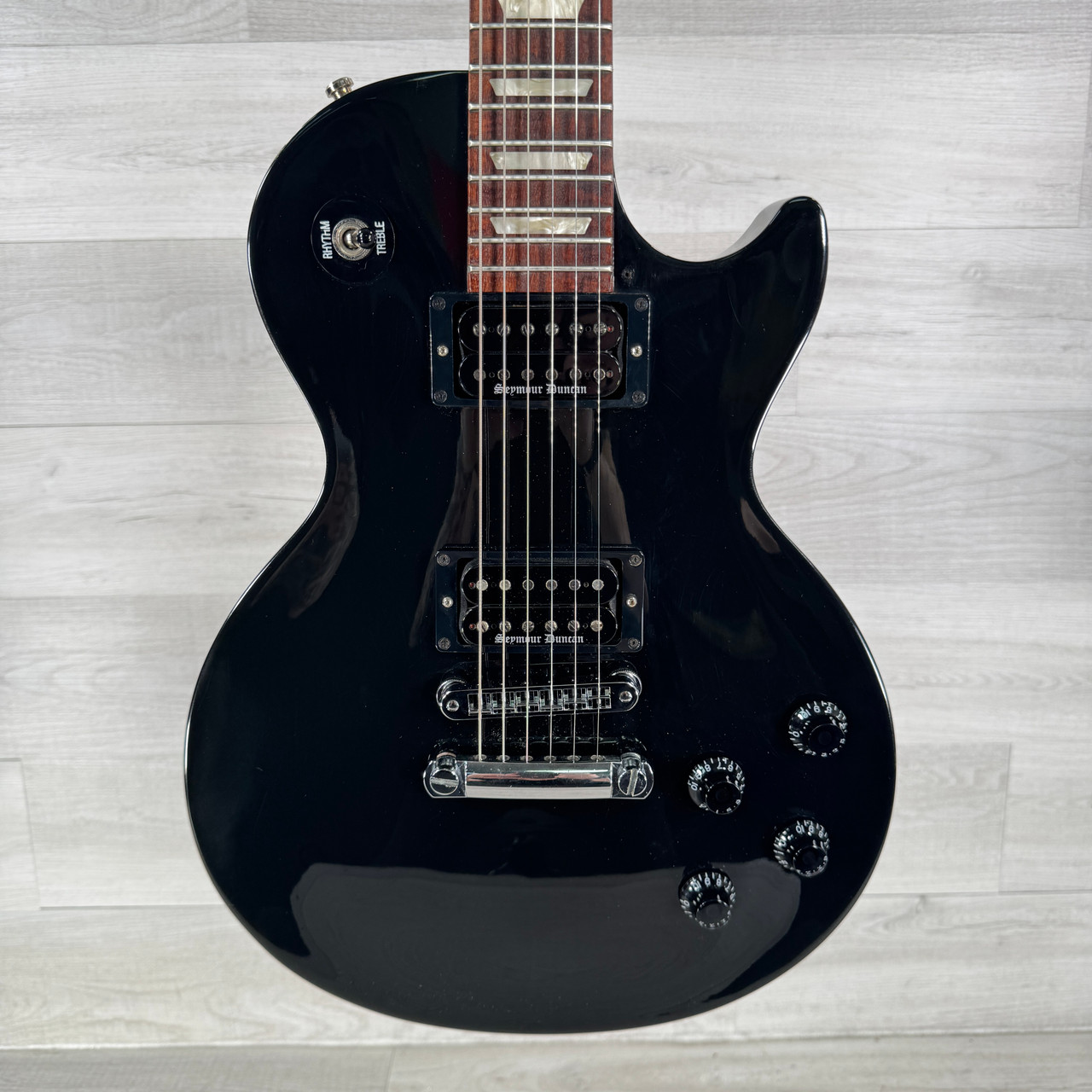 Used Gibson Les Paul Studio Electric Guitar - Ebony - Case
