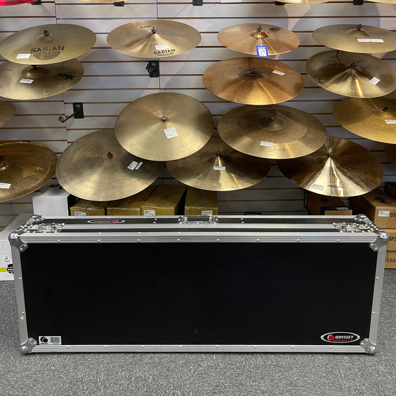 Used Odyssey FZDJ12W DJ TURNTABLE COFFIN CASE Large Road Case