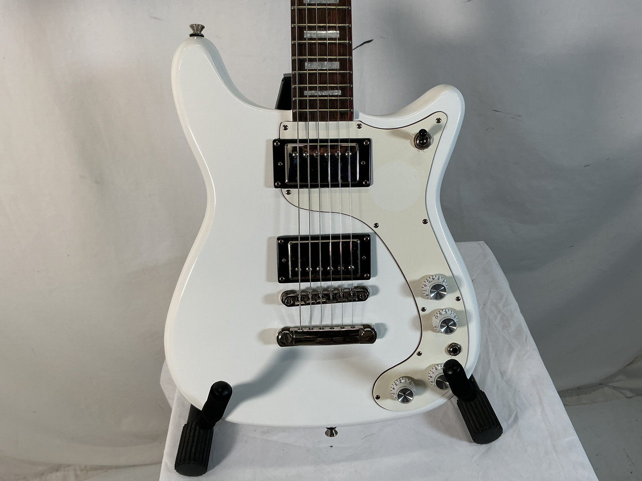 Used Epiphone WILSHIRE PRO Double Cut Electric Guitar White