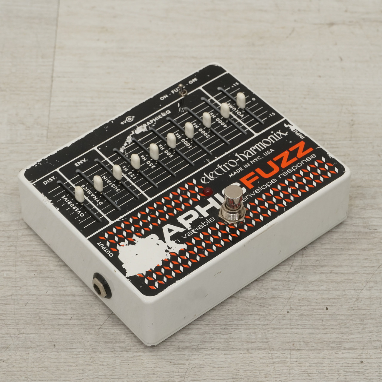 Vintage: Electro-Harmonix Graphic Fuzz — Pedals and Effects