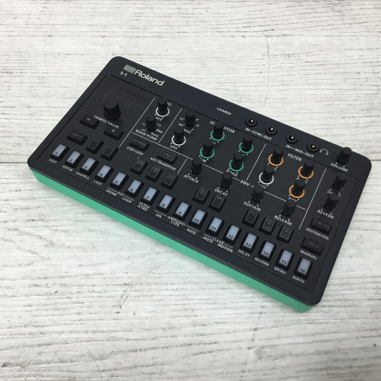 Used Roland S-1 AIRA TWEAK SYNTH Compact Synthesizer Compact Used Roland S-1 AIRA TWEAK SYNTH Compact Synthesizer Compact