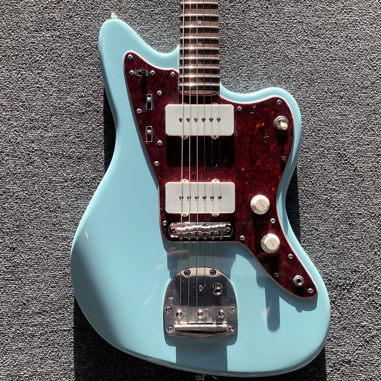 最新エルメス JAZZMASTER VIBE CLASSIC Squier Used 60S Double Offset ギター