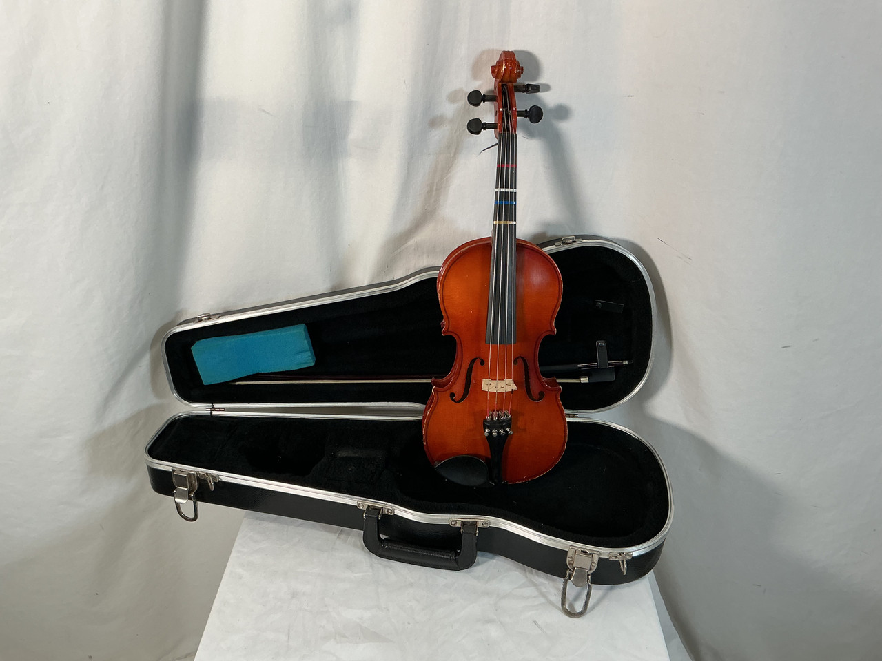 Used Scherl & Roth R401E12 12 IN VIOLA Viola 12