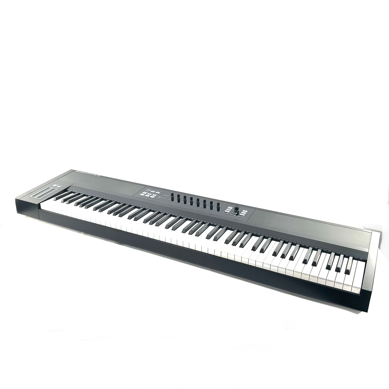 Used Native Instruments KOMPLETE KONTROL S88 MK1 88-Key Controller Used Native Instruments KOMPLETE KONTROL S88 MK1 88-Key Controller