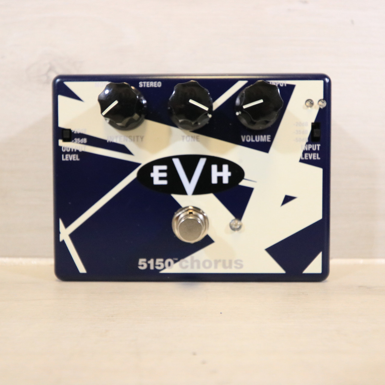 MXR EVH 5150 Chorus コーラスのみ Amazon | MXR (エムエックスアール) EVH30 EVH5150 Chorus