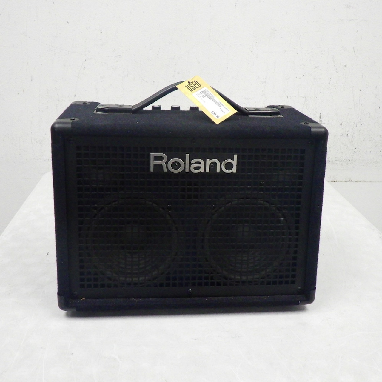 Used Roland KC-220 Keyboard Amplifier
