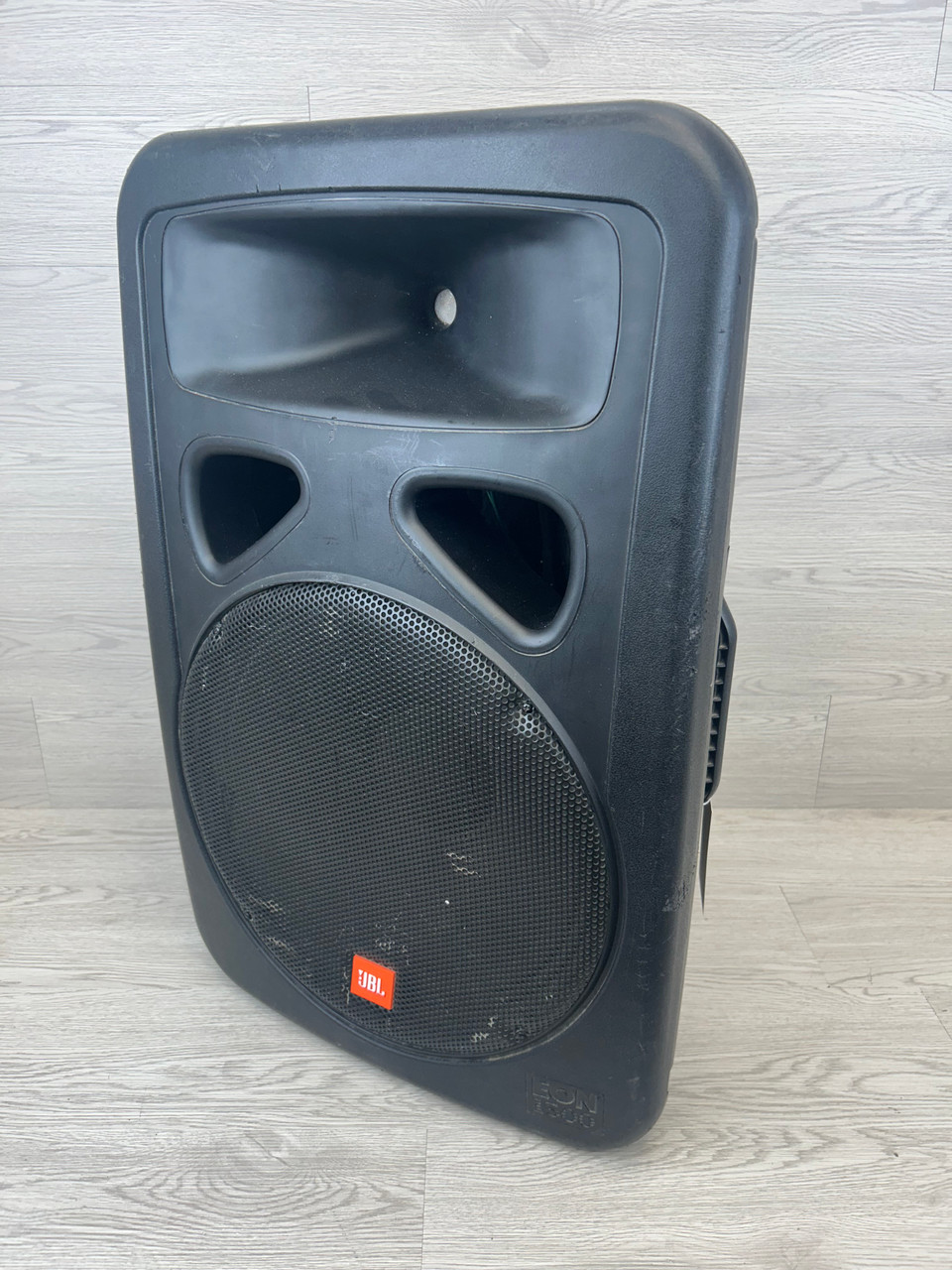 Used JBL EON1500 PASSIVE Passive Full Range Speaker Cabinet