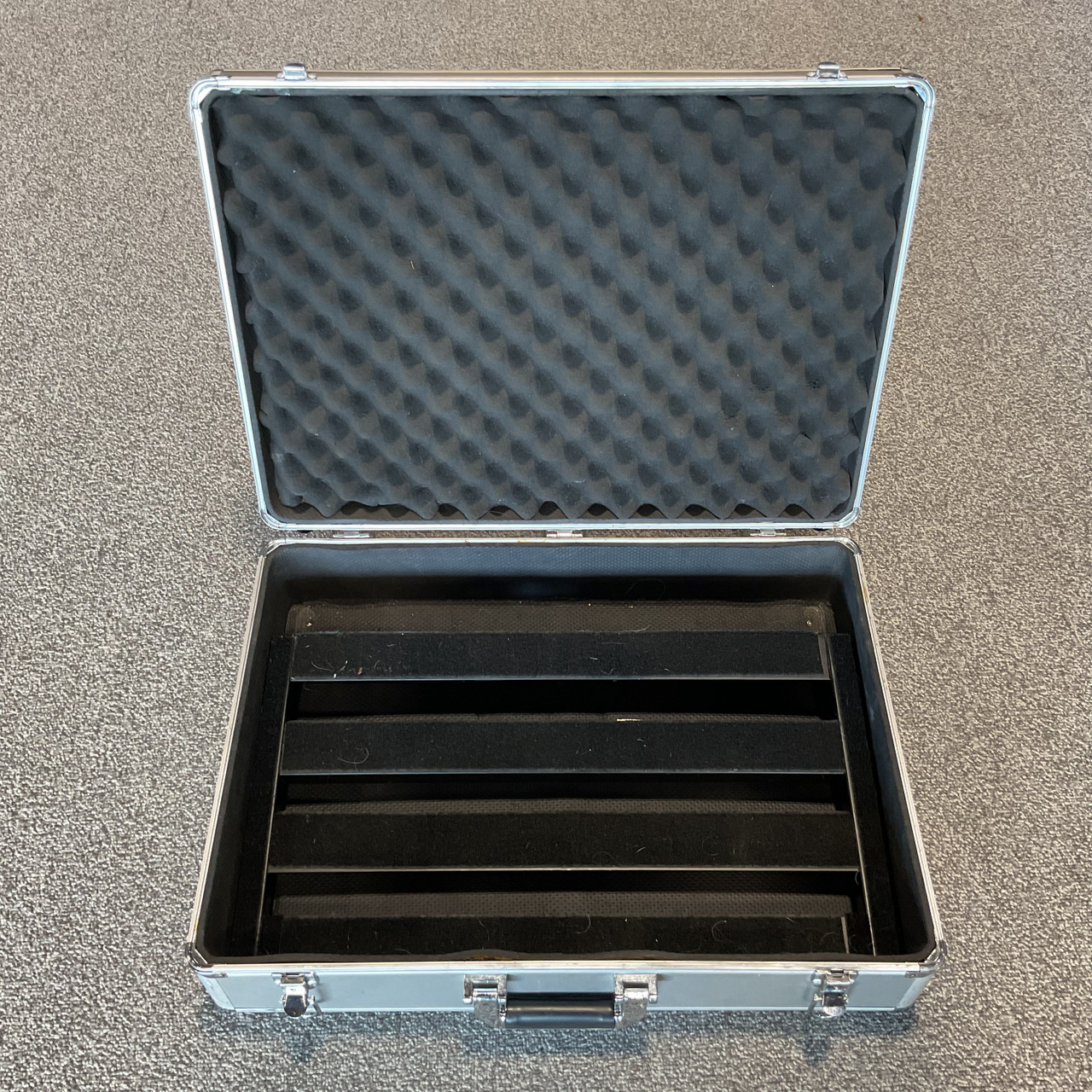 Used PEDALTRAIN CLASSIC 1 Pedal Board