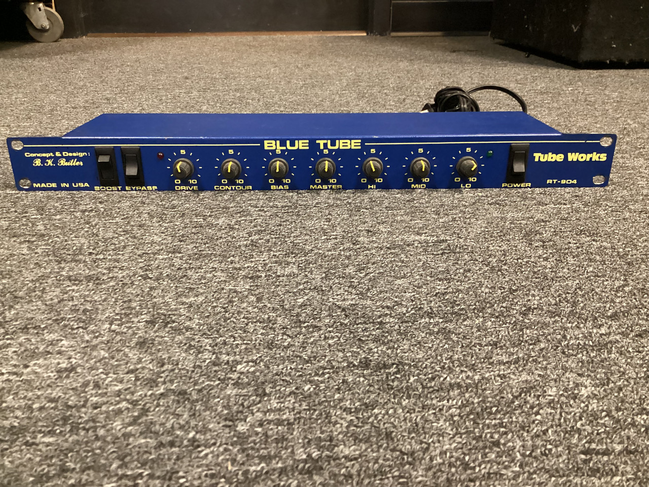 Used Tube Works RT-904 BLUE TUBE Rackmount Guitar Pre-Amp