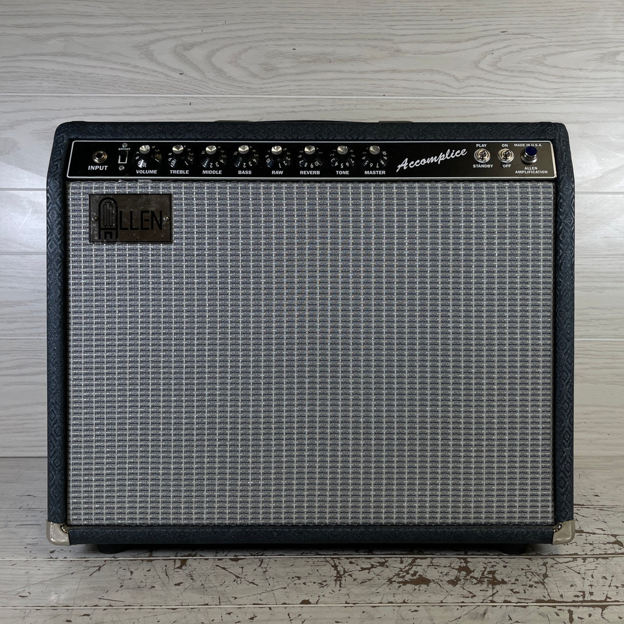 Used ALLEN ACCOMPLICE 1 x 12 Tube Combo Amplifier 1 x 12