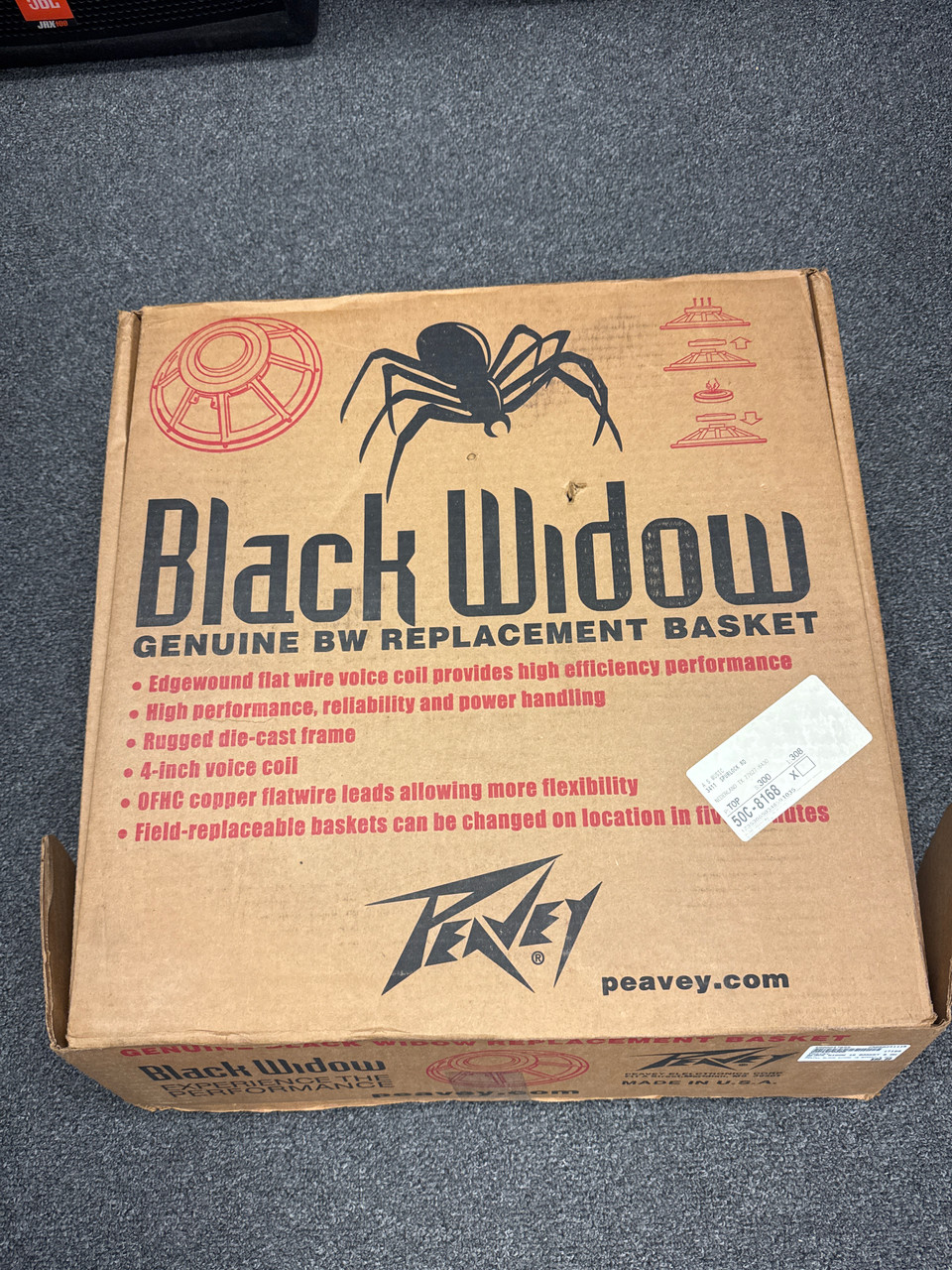 Used Peavey BLACK WIDOW 18 BASKET 8 OHM Speaker Cabinet 18