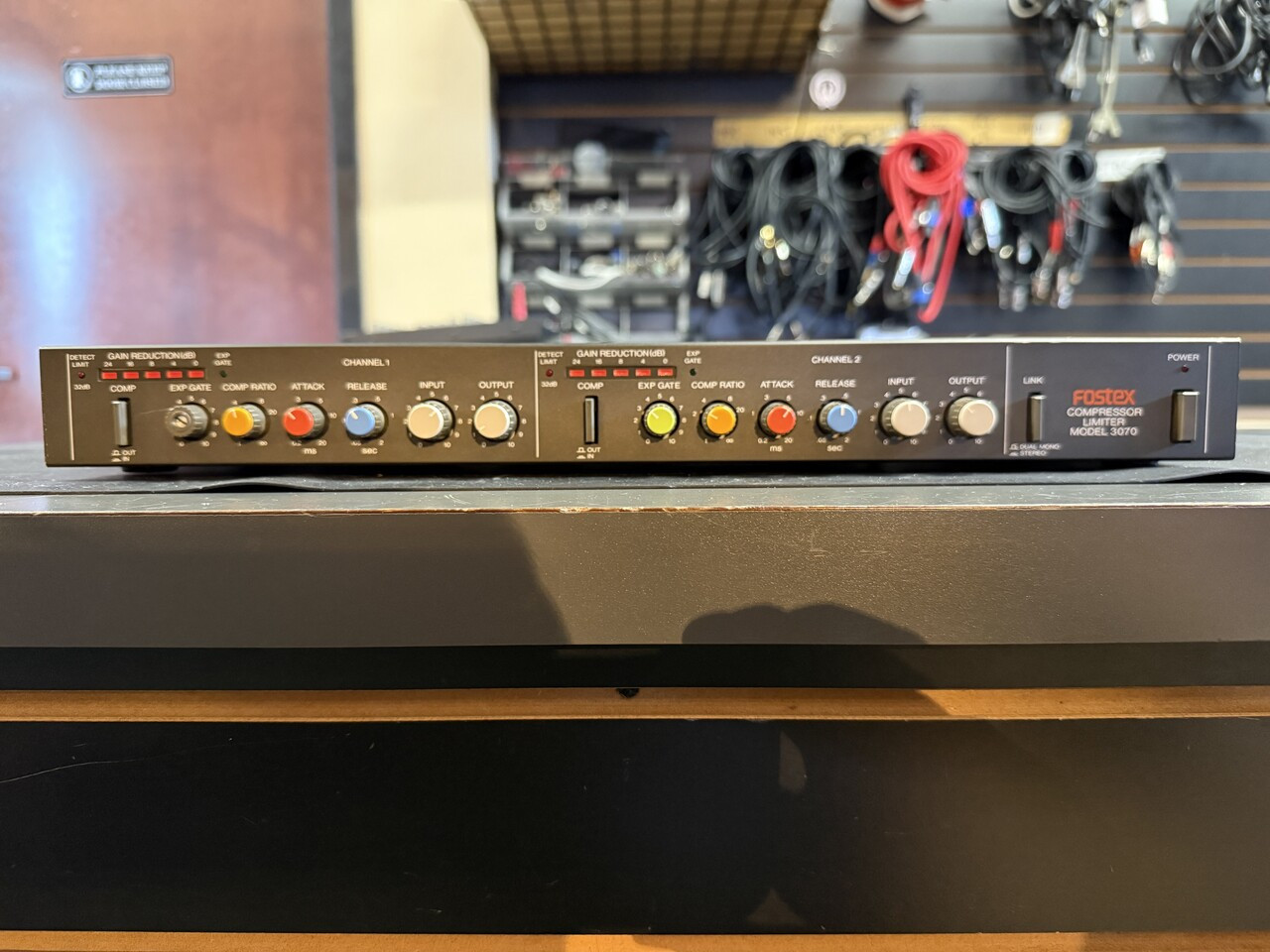 Used Fostex MODEL 3070 COMPRESSOR Compressor