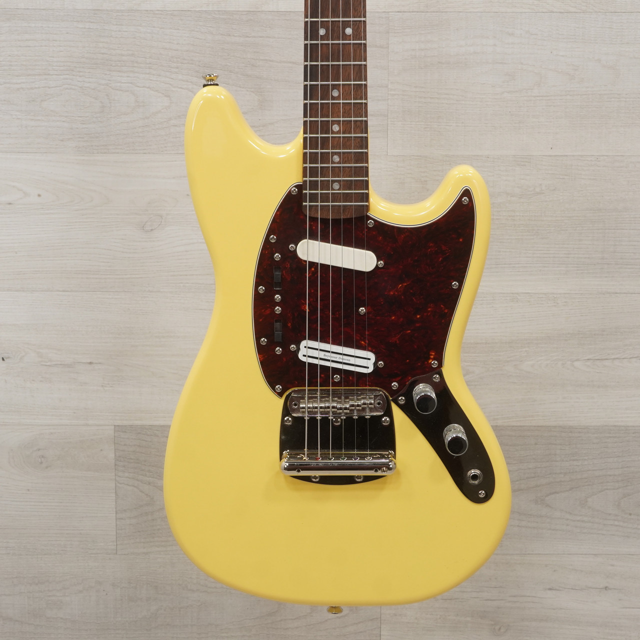 Genuine Fender Squier FULLY LOADED Classic Vibe 60s Series