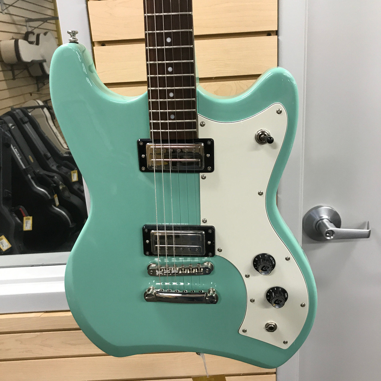 GUILD エレキギター　jetstar Used Guild JETSTAR REISSUE Offset Double Cutaway Electric Guitar