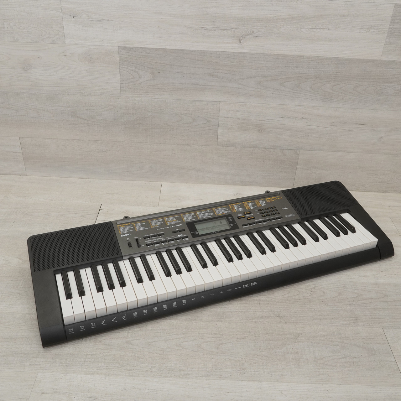 Used Casio LK-265 61-Key Keyboard 61-Key