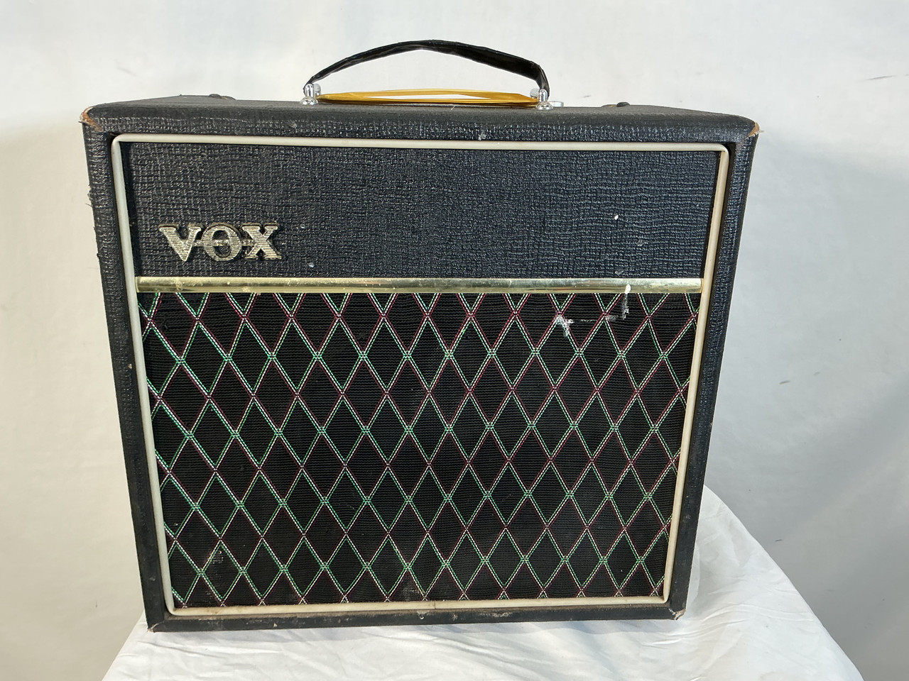 Used Vox PATHFINDER V9158 1 x 10 Solid State Amplifier 1 x 10